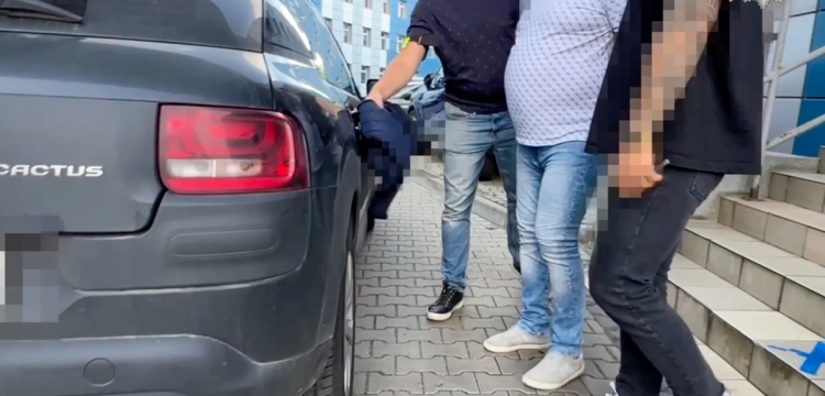 Handlowali… żywnością dla potrzebujących. Sześć osób z zarzutami