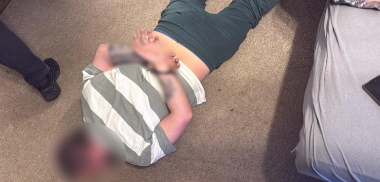 Policja rozbiła gruzińską mafię napadającą na sklepy jubilerskie na terenie Polski. Wśród zatrzymanych jest gruziński „wor”