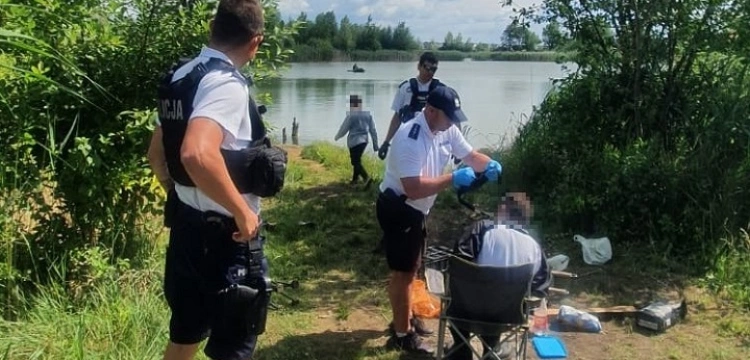 Co za skrajna nieodpowiedzialność! Na ryby na pontonie z dzieckiem, a tam... narkotyki i 2 promile alkoholu w organizmie