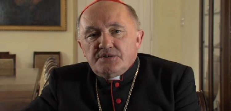 Kard. Kazimierz Nycz: takiego zawirowania w szkolnictwie nie było od lat