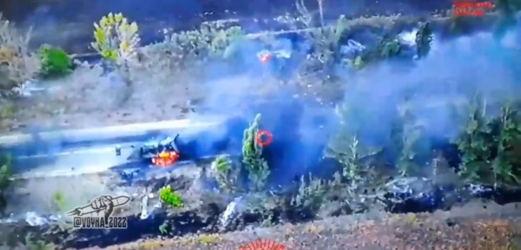 [WIDEO] Ukraińcy niszczą rosyjską kolumnę pod Charkowem