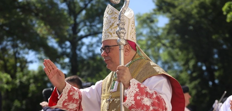 Abp Antonio Guido Filipazzi na Skałce: Wzywam Kościół w Polsce do szczerej i skutecznej jedności