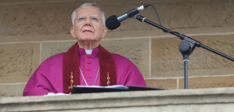 Abp Jędraszewski: nie wolno ulec fałszywym ideologiom szczęścia - gender i LGBT