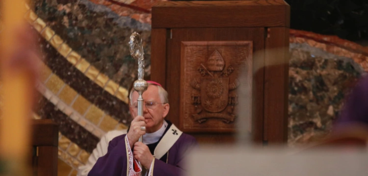 Abp Jędraszewski: dzietność to przyszłość polskiego narodu. Bycie rodzicem to szczęście i duma