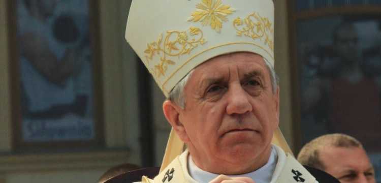 Ojciec Święty przyjął rezygnację abp. Andrzeja Dzięgi