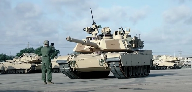 Rzecznik Pentagonu: Na Ukrainę trafią ulepszone wersje czołgów Abrams