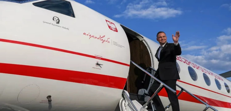 Prezydent udaje się do państw Zatoki Perskiej. Celem m.in. promocja polskiej żywności