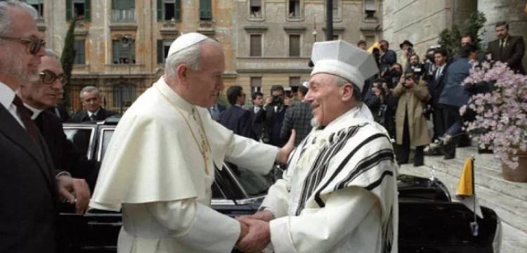 37 lat temu św. Jan Paweł II odwiedził rzymską synagogę. „To był przełom”