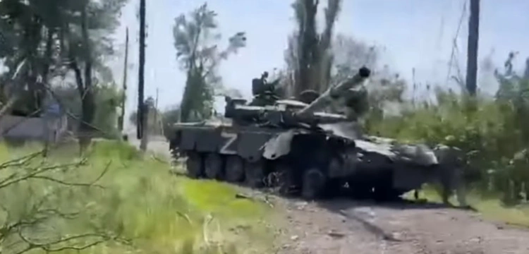 „Rosjanie rzucą wszystkie siły”. Dramatyczne położenie Siewierodoniecka