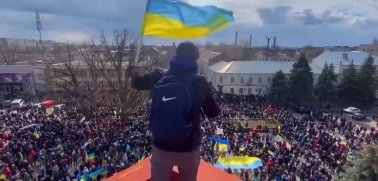 Chersoń. Rosja wzywa do ewakuacji swoich obywateli