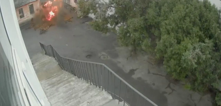 Barbarzyńskie ataki Rosjan w Chersoniu. Zbombardowane szpitale