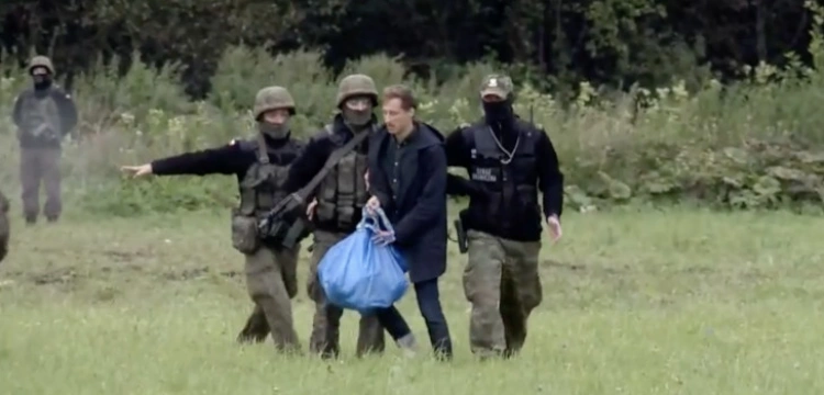 Sterczewski chce „zmiany podejścia” służb do imigrantów