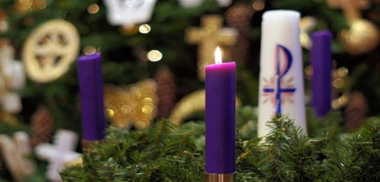 Adwent: Bóg jest z nami - nie wycofał się ze świata