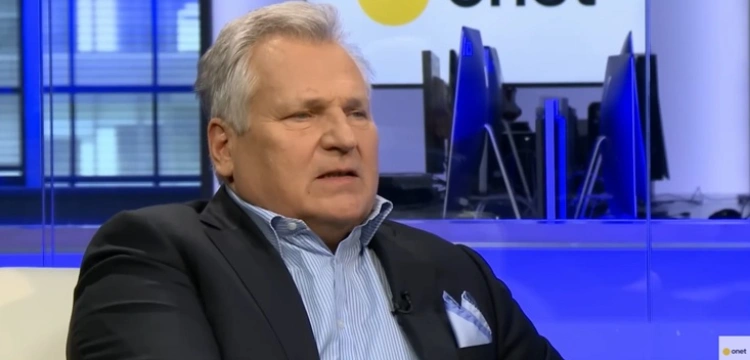 Kwaśniewski dla Onetu o roku brutalnych rządów… Nawrockiego