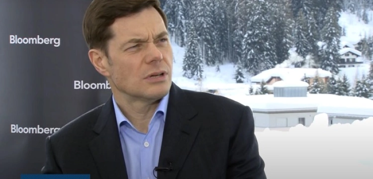 Kolejny rosyjski oligarcha unika sankcji. Jak to zrobił?