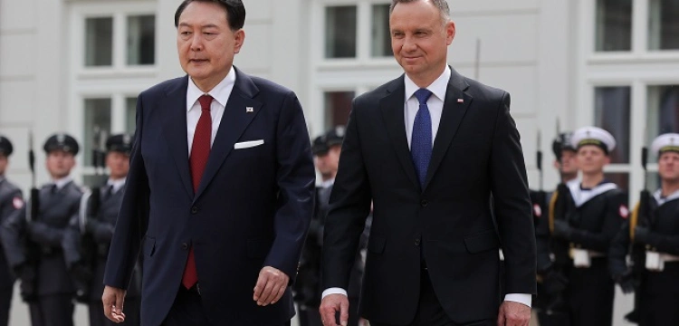 Prezydent Republiki Korei Z Wizytą W Polsce | Fronda.pl