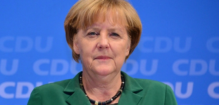 „Obrzydliwe”. „Szczyt bezczelności”. Politycy polskiej prawicy reagują na słowa Merkel