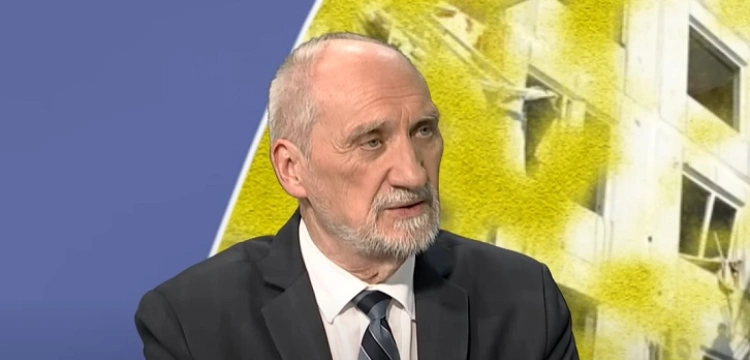 Macierewicz jednym głosem z prezesem PiS ws. roszczeń UE względem Polski: "Koniec tego dobrego"