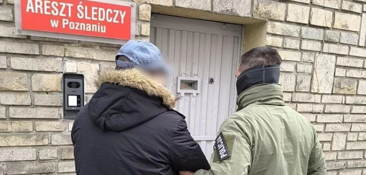 Poszukiwany 7 listami gończymi ostatecznie trafił za kratki