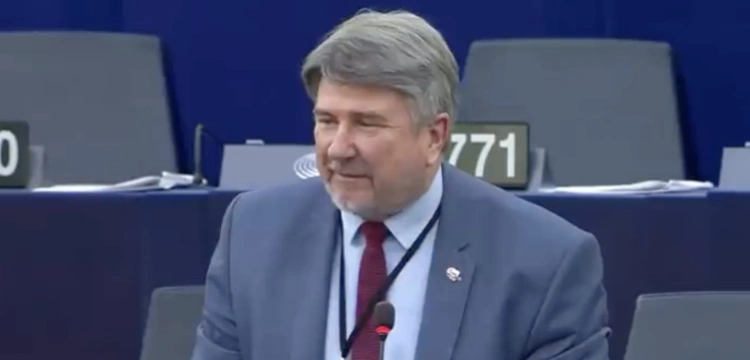 Polska zwolniona z paktu migracyjnego? Rzońca: Premier mija się z prawdą