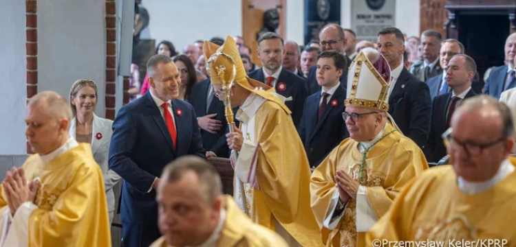 Abp Adrian Galbas: Podziały są głębokie, a wojna coraz bliżej granic