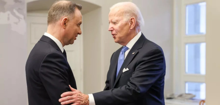 „Brutalna agresja Rosji na zawsze zmieniła historię Europy”. Prezydent otworzył szczyt B9