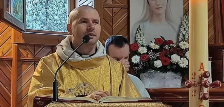 Ks. Galus organizuje „spotkanie ewangelizacyjne”. Kuria przestrzega wiernych
