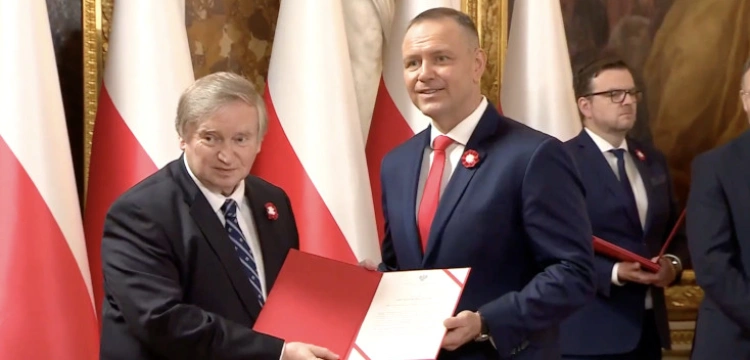 Prezydent powołał Radę ds. nowej Konstytucji! W składzie m.in. prof. Ryszard Piotrowski