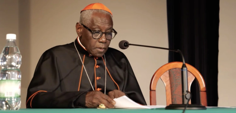 Kard. Sarah o decyzji lefebrystów: Chrystus nigdy nie nakazałby nam zniszczenia jedności