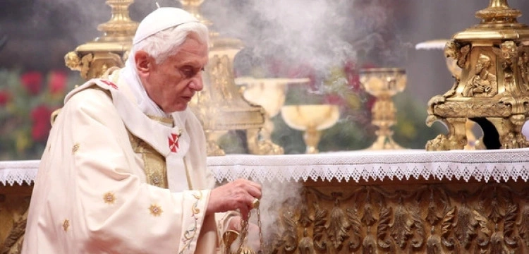 Udostępnij: Benedykt XVI odchodzi do Pana... Módlmy się w intencji papieża seniora