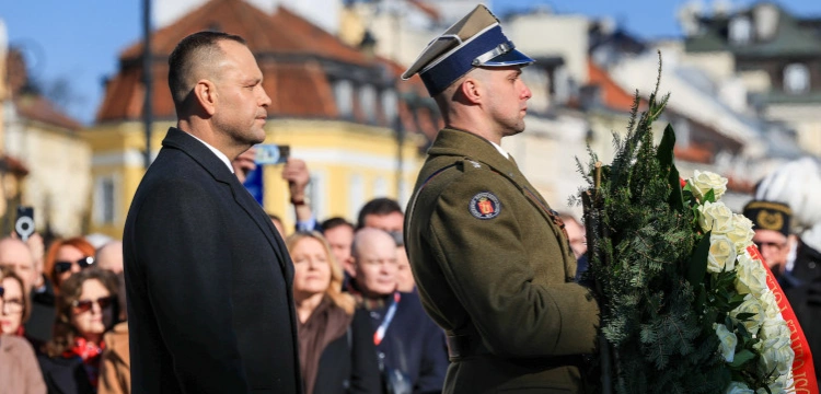 Prezydent upamiętnił Ofiary katastrofy smoleńskiej