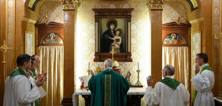 Papież do katolików: w Turcji jest was mało, nie traćcie nadziei