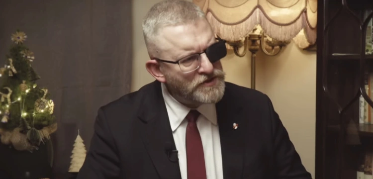 Paweł Chmielewski dla Frondy: (Nie)pobożny elektorat Brauna