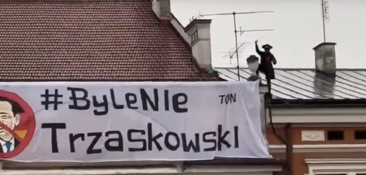 Policja poszukuje „Zorro”, a ten apeluje w telewizji: Byle nie Trzaskowski!