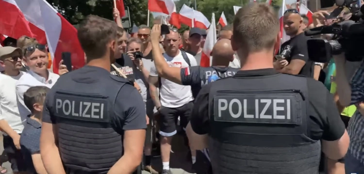 Rząd wysyła na granicę ŻW, żeby… walczyła z patrolami obywatelskimi?