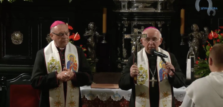 Modlitwa w intencji obrońców granic na Jasnej Górze. Bp Długosz: To, co obserwujemy, to zaledwie początek