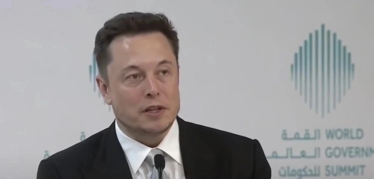 Elon Musk: Zamiast uczyć strachu przed ciążą, zacznijmy uczyć strachu przed bezdzietnością