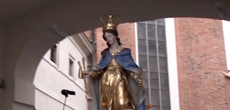 Uratowała mieszkańców Warszawy przed zarazą. Dziś uroczystość Matki Bożej Łaskawej