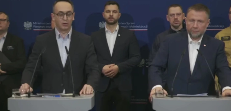 Rząd próbował zrzucić winę na kierowców. Przewoźnicy odpowiadają