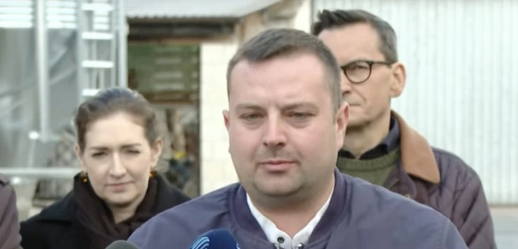 Dramat na polskiej wsi. Morawiecki: Gdzie pan jest, panie Tusk?