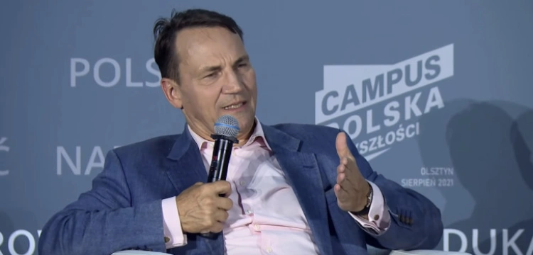 Sikorski robi czystki w ambasadach. Ponad 50 dyplomatów ma zakończyć służbę