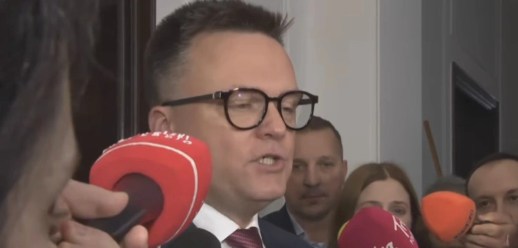 Wykreował ją na ministra, teraz grzmi. Hołownia: Hennig-Kloska mnie oszukała
