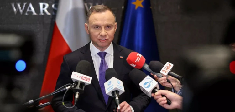 Prezydent w brytyjskich mediach: NATO musi udzielić gwarancji Ukrainie