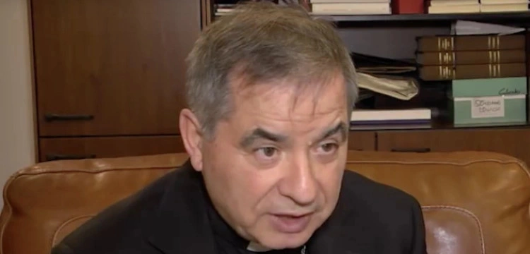 „Papież popełnił błędy”. Proces przeciwko kard. Becciu unieważniony