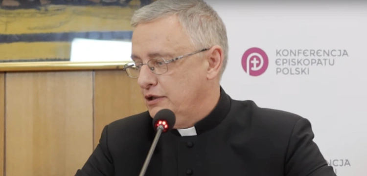 Ks. prof. Tomasik: Nie można pozwolić, żeby ideologiczne szaleństwo zawładnęło szkołą