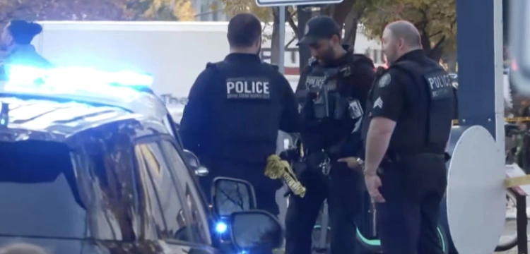 Strzelanina w pobliżu Białego Domu. Ranni żołnierze Gwardii Narodowej