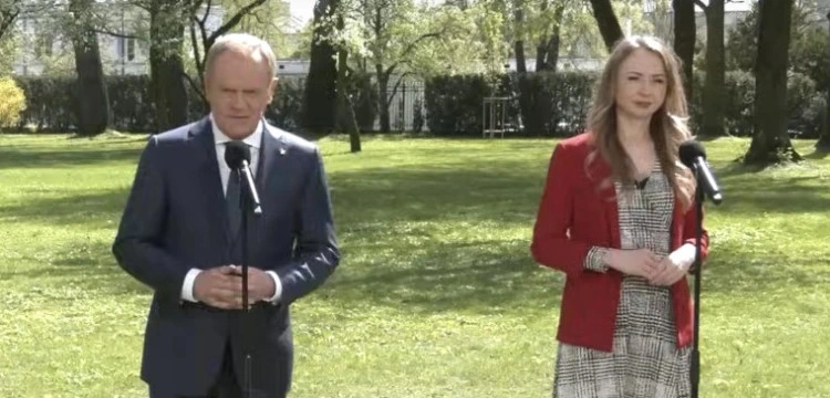 „Zatrudnię osobę murarską”. Absurdalne przepisy wchodzą w życie