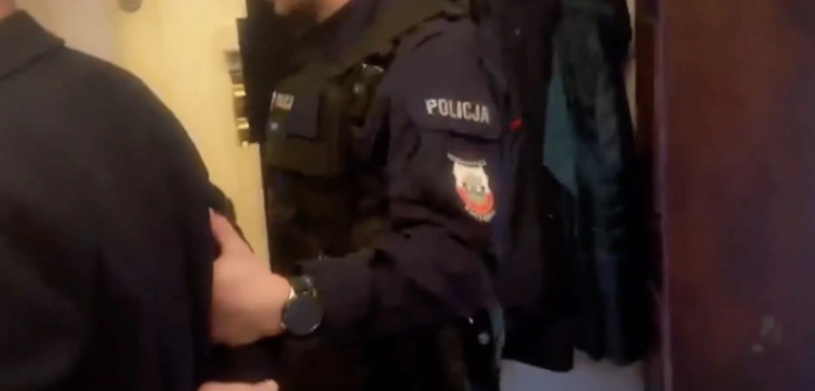 Skandaliczna interwencja w domu Sakiewicza. Policja: Zatrzymaliśmy podejrzanego
