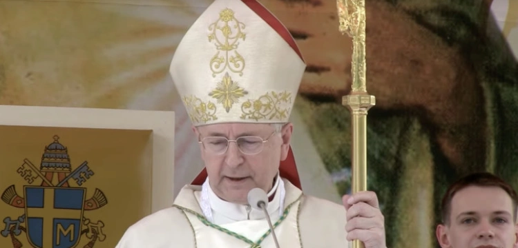 Biskupi Europy podzieleni. Nie będzie wspólnego stanowiska ws. błogosławienia par jednopłciowych