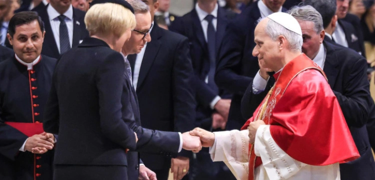 Prezydent: Symboliczny dzień dla Kościoła, ale i dla Polski